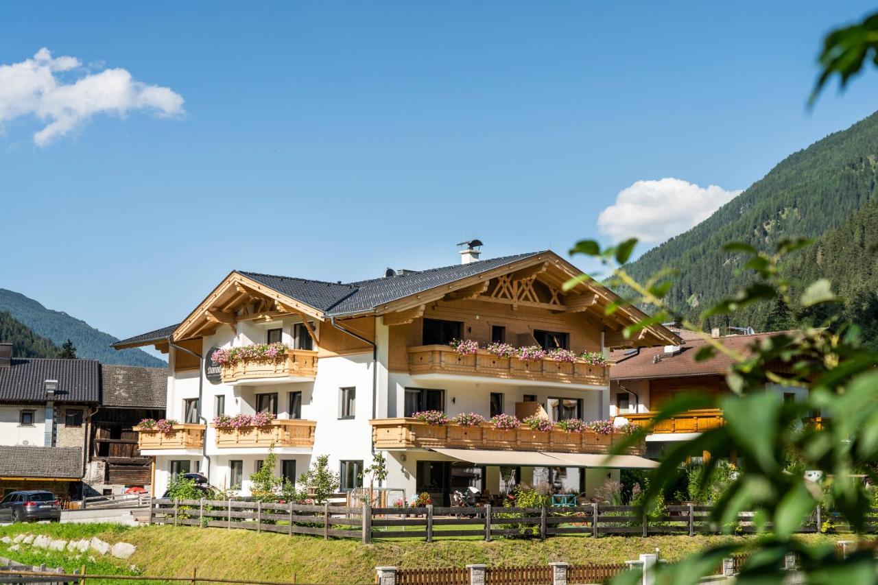 Stoanmandl Wohlfuehlappartements Neustift im Stubaital Luaran gambar